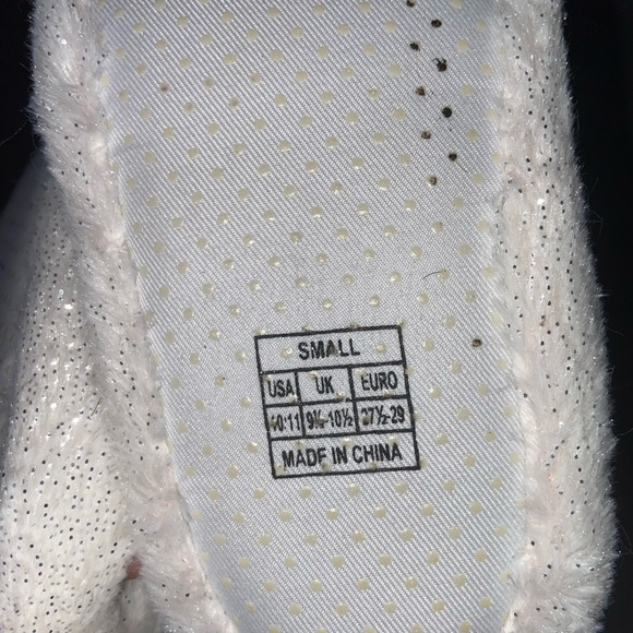 9-10c slipper bundle (2 pairs) - Picture 6 of 7